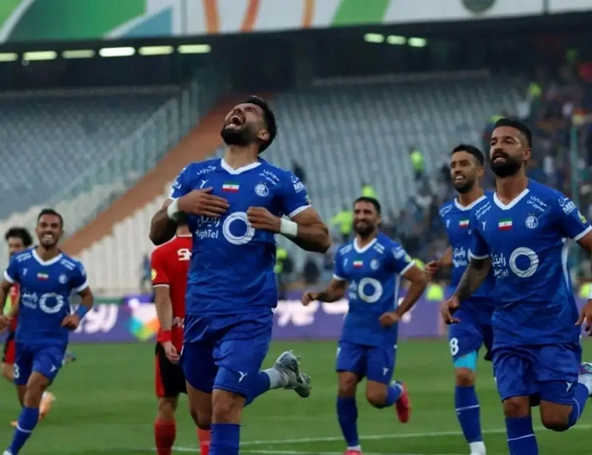 مهاجم استقلال پشت دختران پرسپولیس درآمد/ عکس