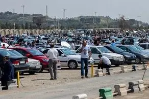 اتفاق عجیب در بازار خودرو!/ اتومبیل محبوب جوانان ایرانی در آستانه نیم میلیاردی شدن
