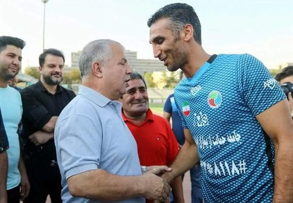 حمایت اسطوره سرخ ها از استقلال؛ تبریک معنادار پرسپولیسی ها به علی پروین