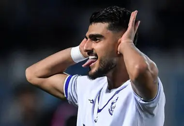 پس از مذاکره با استقلال رخ داد؛ تماس ایجنت رضا غندی پور با پرسپولیس!