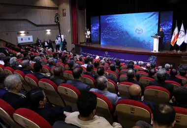امکان ندارد با ذهن‌های بسته و رویکردهای اداری تغییر حاصل شود
