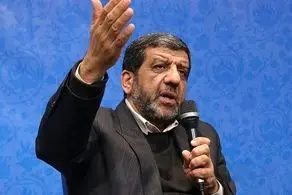 این چهره سیاسی دست‌ فرمانش، دست‌ فرمان محمود احمدی‌ نژاد است
