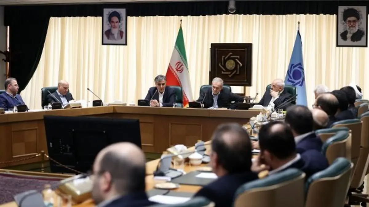 پزشکیان سرزده به بانک مرکزی رفت