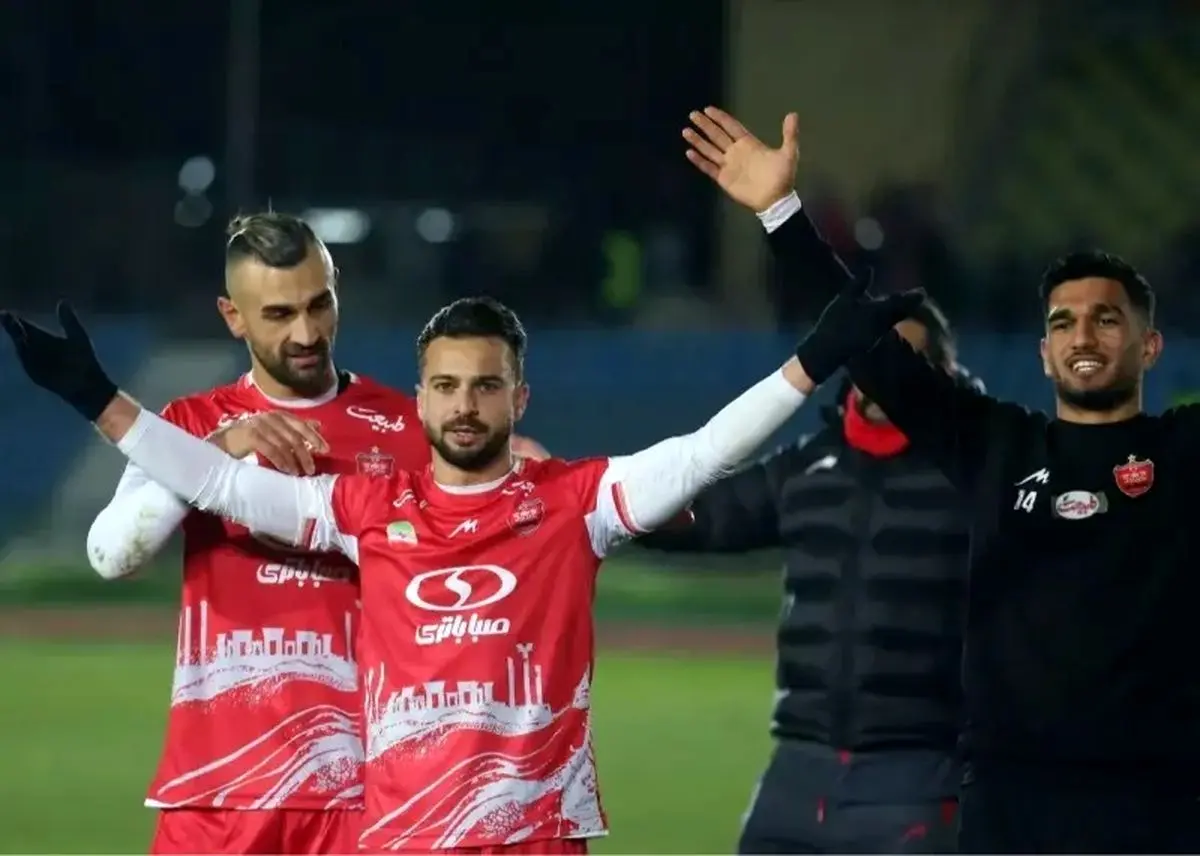 رونمایی از میهمان ویژه پرسپولیس؛ سردار دورسون هواداران را غافلگیر کرد