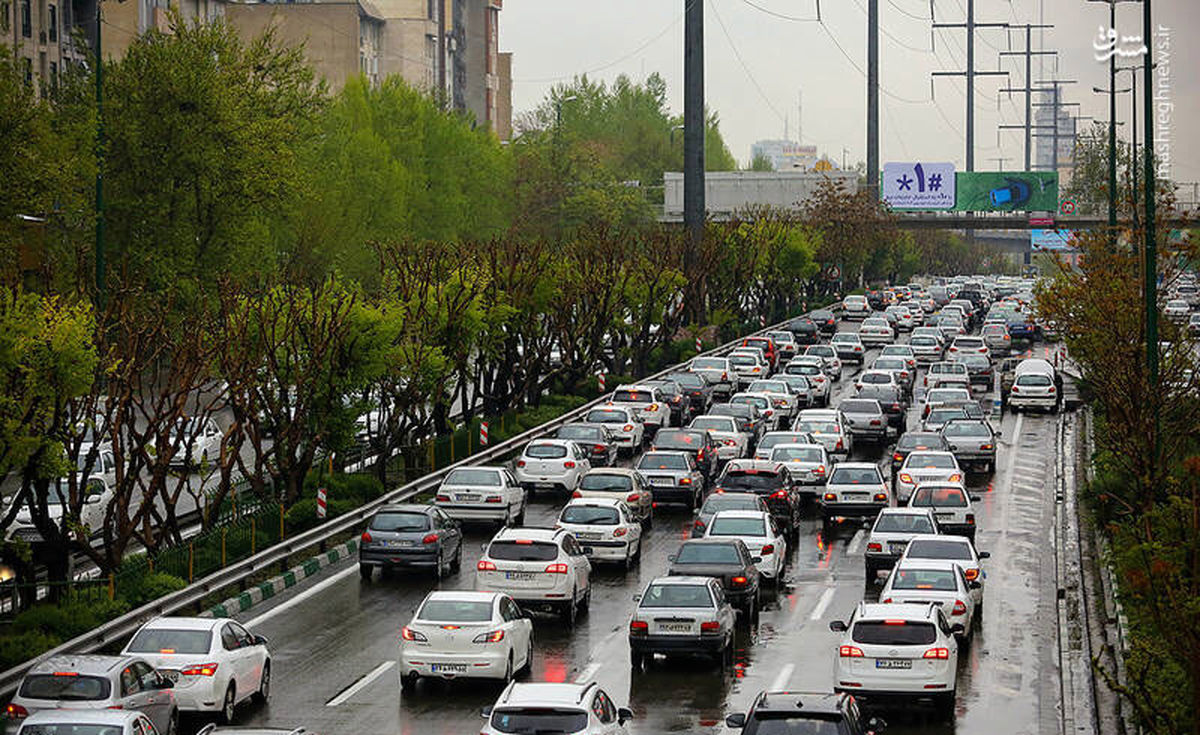 ترافیک فوق سنگین در۶ بزرگراه تهران