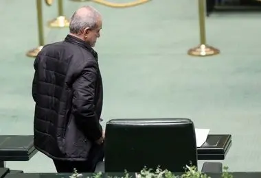 پزشکیان به مجلس رفت