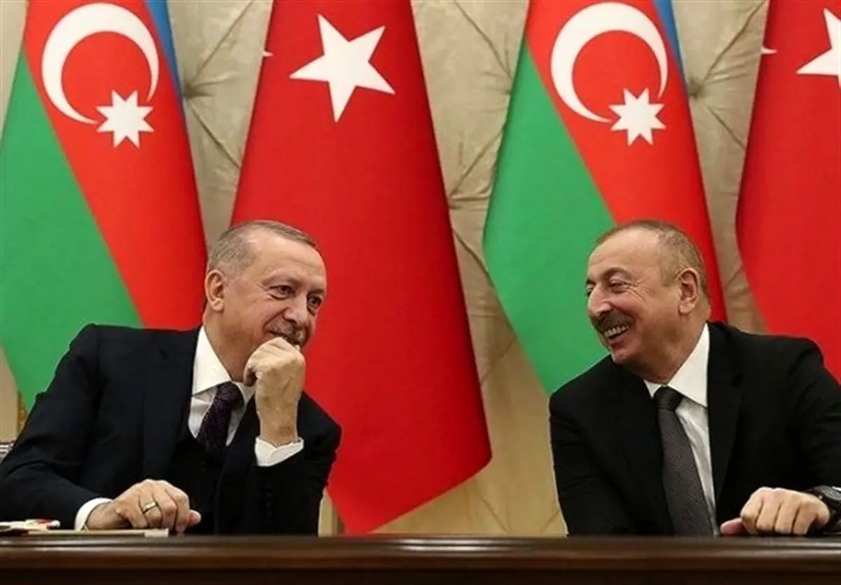 فیلمی از رزمایش نظامی آذربایجان و ترکیه+ببینید
