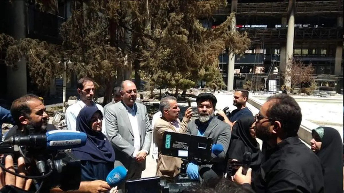 سخنگوی دولت از ساختمان شیشهای صداوسیما بازدید کرد