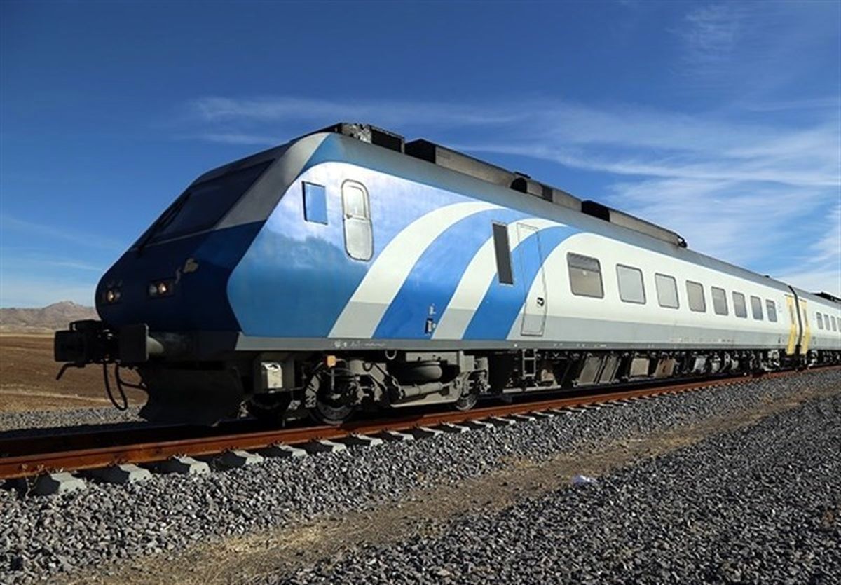 آمادگی تولید اولین قطار سریع السیر برون شهری ملی